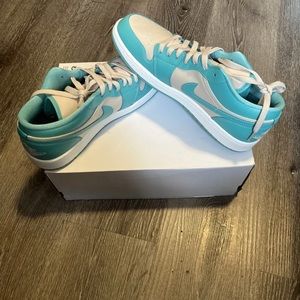 Size 12 - Jordan 1 Low Tropical Teal Sandy Beige